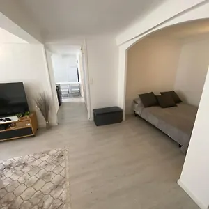  Appartement T2 1ch Et 1 Alcove